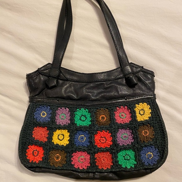 Vintage Lucky brand shoulder bag with vibrant woven flowers on front and back - Picture 4 of 4
